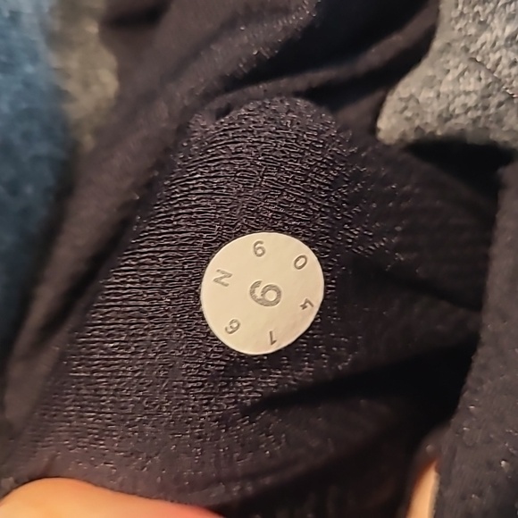 Lululemon Womens At Ease Hoodie Gray Sweatshirt 6 Activewear - Picture 9 of 9